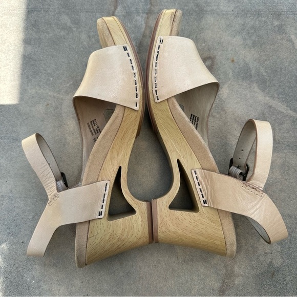 Dansko Tasha Leather Sandals in Natural Nude Size EU 39 US 8.5-9 EUC - Picture 8 of 11